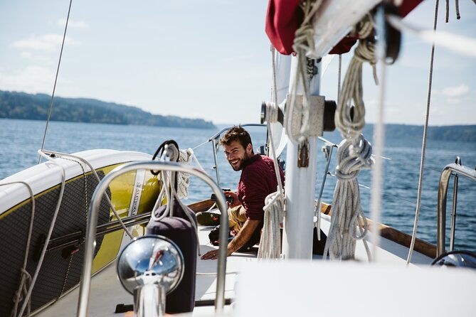 sail-bainbridge-island-seattle-waters-luxury-classic-sailboat