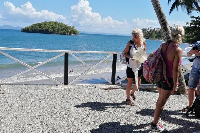 samana-bay-bacardi-island-and-limon-waterfall-2