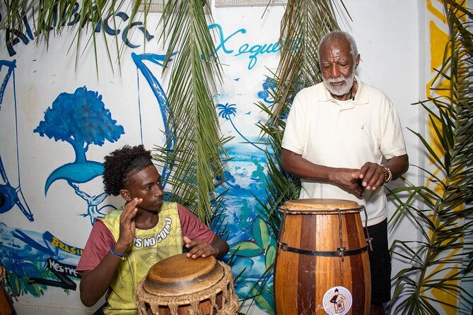 samba-reggae-percussion-class-in-salvador