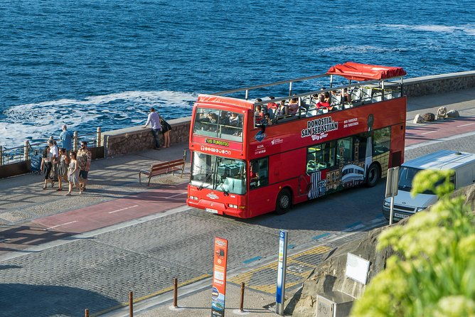san-sebastian-hop-on-hop-off-sightseeing-tour
