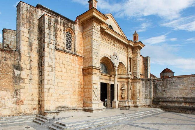 santo-domingo-historical-day-trip