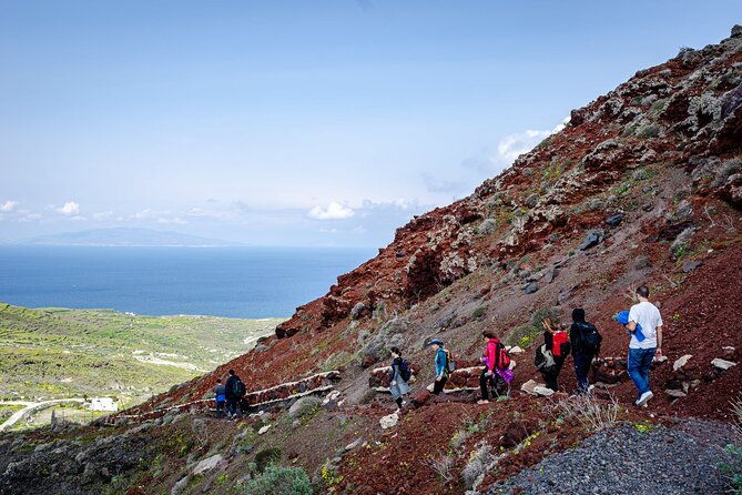 santorini-caldera-trail-hike-and-sunset