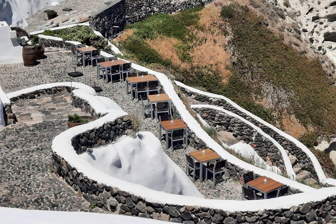 santorini-like-a-local-discover-local-flavors-by-exploring-the-island