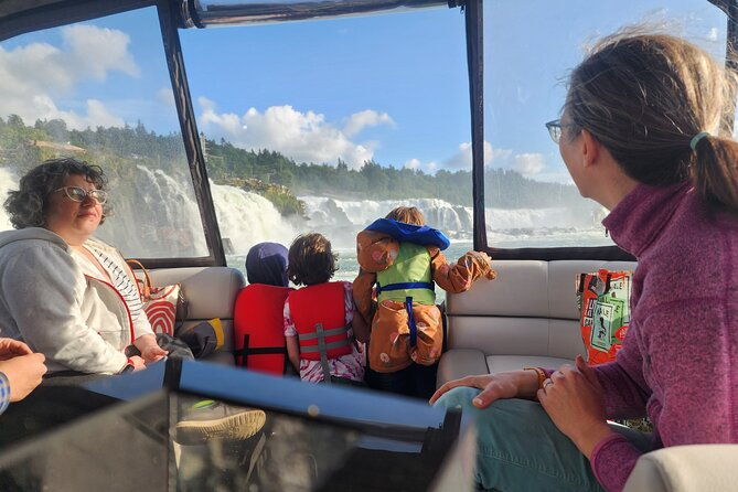 scenic-2-hour-river-cruise-to-the-majestic-willamette-falls