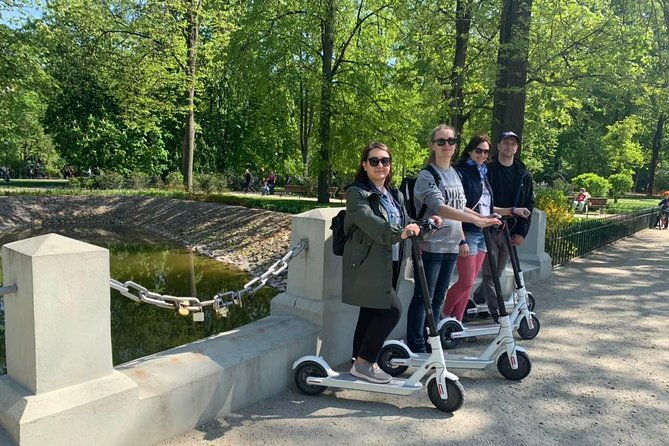 scooter-city-tour-of-vilnius-highlights