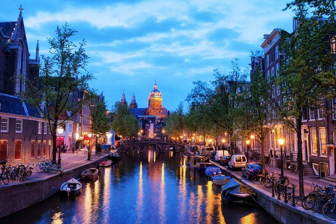 self-guided-audio-tour-of-the-red-light-district