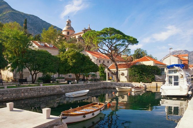 semi-submarine-kotor-bay-panorama-underwater-experience-2