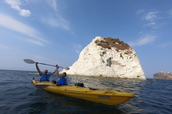 serenity-kayak-sea-caves-kayak-trip-with-snorkeling-picnic