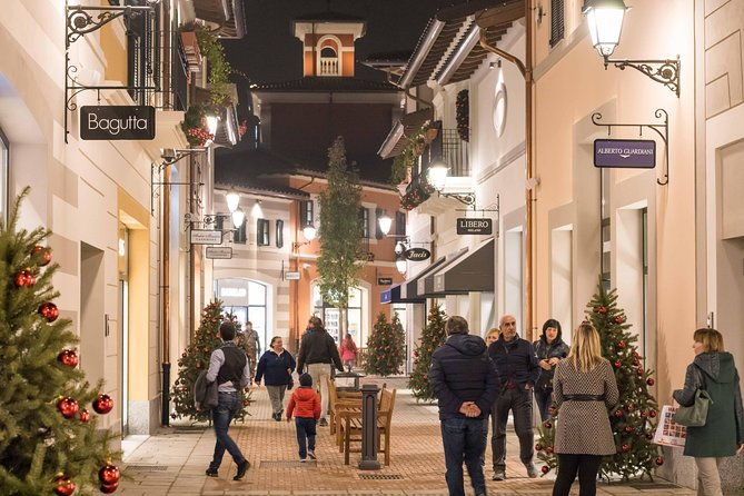 serravalle-outlet-shopping-mall-shuttle-bus