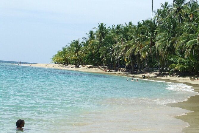 shuttle-service-from-bocas-del-toro-panama-to-puerto-viejo-talamanca-cr
