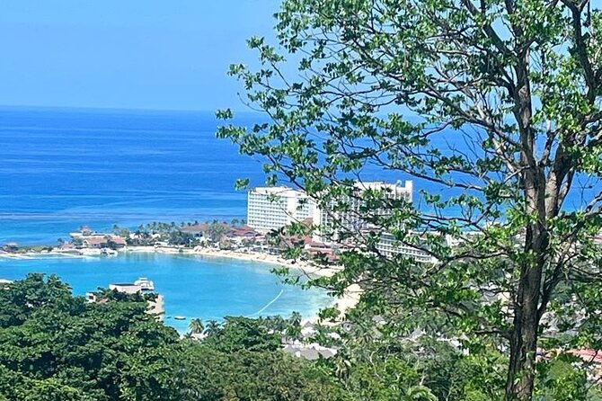 sightseeing-beach-with-stops-for-shopping-and-lunch-in-ocho-rios