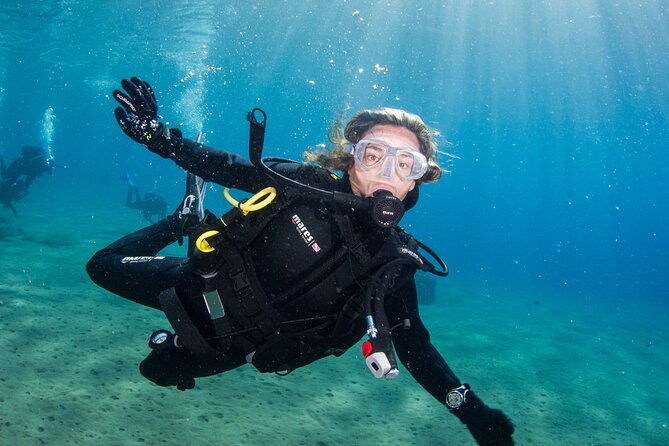 single-scuba-try-dive-in-puerto-del-carmen-small-groups-2-hours-2