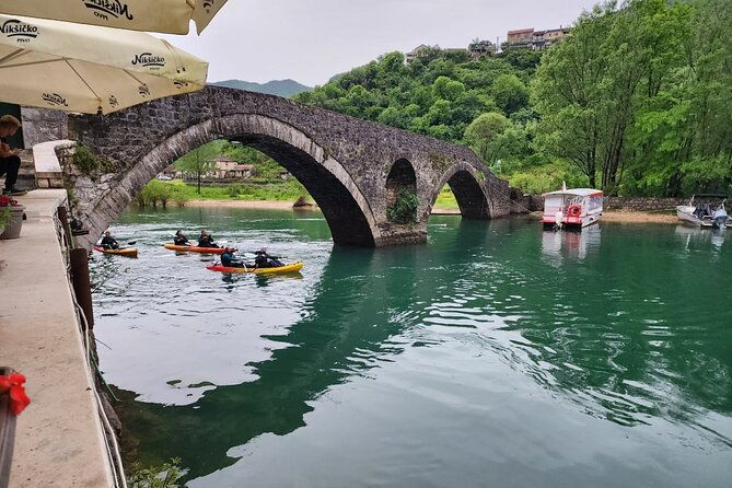 skadar-lake-on-kayaks-experience-with-spectacular-views