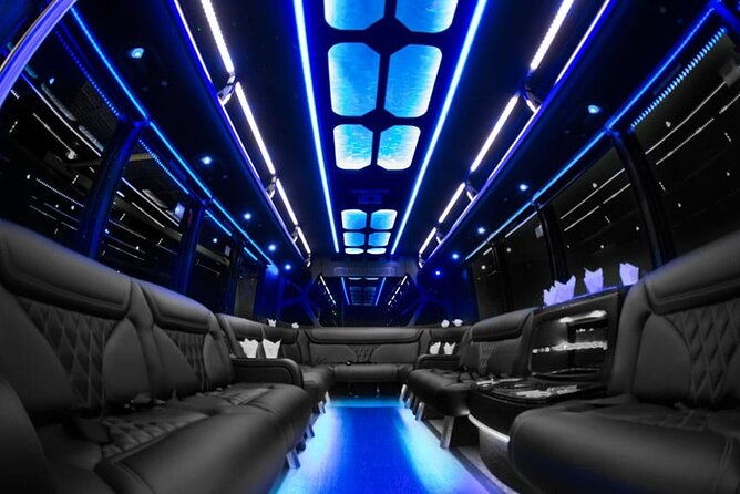 skip-the-line-at-vegas-clubs-with-a-party-bus-2