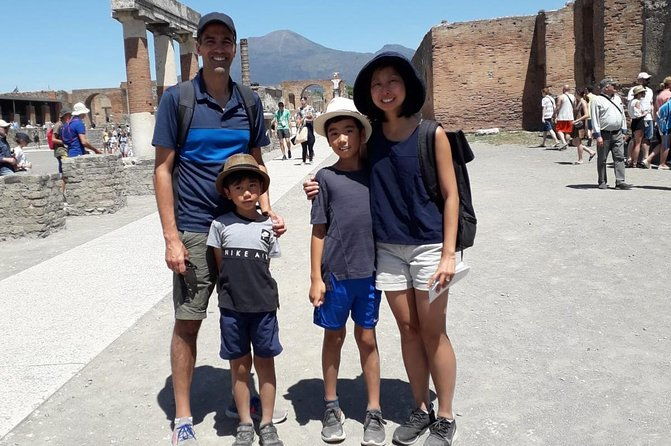 skip-the-line-private-tour-of-pompeii-for-kids-and-families