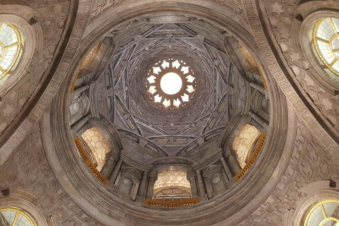 skip-the-line-ticket-and-guided-royal-palace-of-turin-group-tour-2