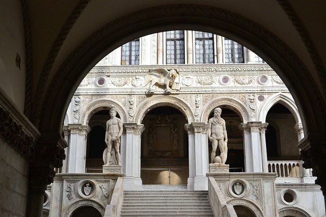 skip-the-line-venice-doges-palace-and-st-marks-basilica-tour