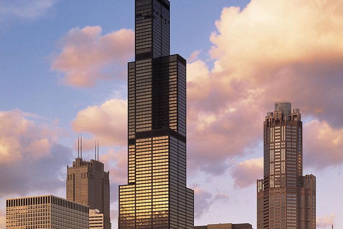 skydeck-chicago-pie-in-the-sky-dining-experience-2