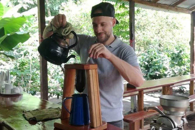 sloths-observation-and-coffee-chocolate-sugarcane-experience