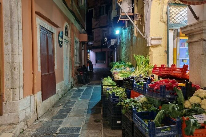 small-group-corfu-evening-walking-tour-with-a-glass-of-wine-2