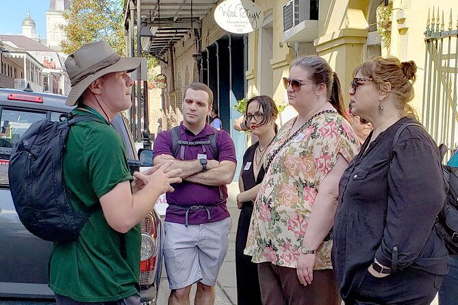 small-group-locals-guide-to-the-french-quarter-tour