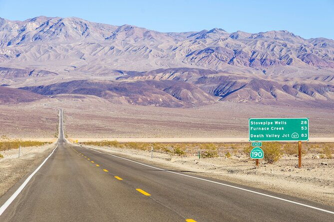 small-group-one-day-tour-death-valley-national-park-and-rhyolite-ghost-town