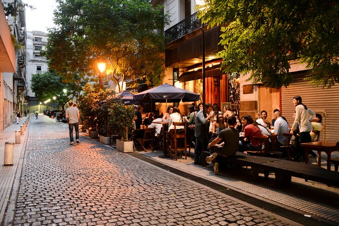 small-group-parrilla-experience-food-tour