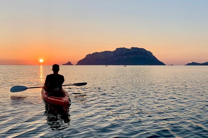 small-group-sunrise-kayak-tour-with-snorkeling-and-coffee