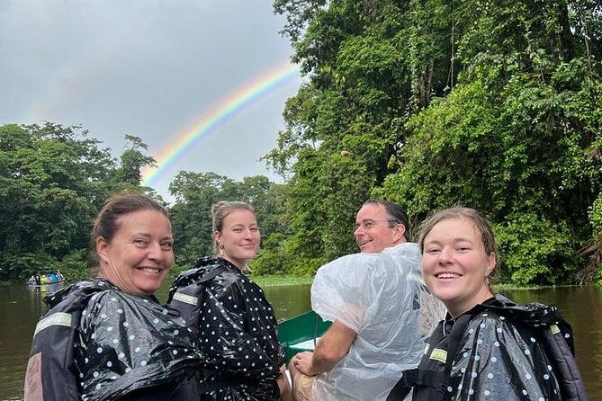 small-group-tortuguero-national-park-canoe-tour