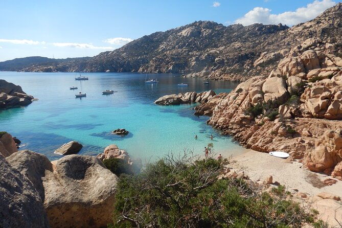 smeralda-boat-tour-and-snorkeling