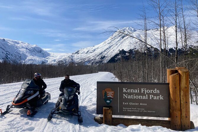 snowmobile-and-snowshoe-dual-adventure-in-kenai-fjords-np