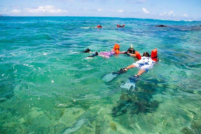 st-maarten-boat-tour-with-lunch-drinks-snorkeling-gear