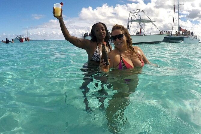 stingray-city-experience-plus-two-snorkeling-spots-private-boat