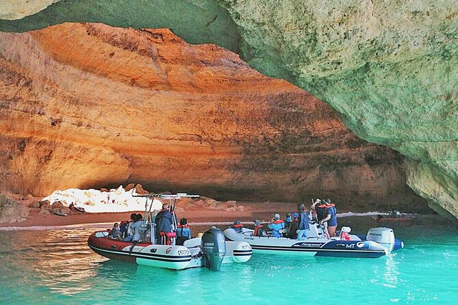 sunrise-benagil-full-caves-tour