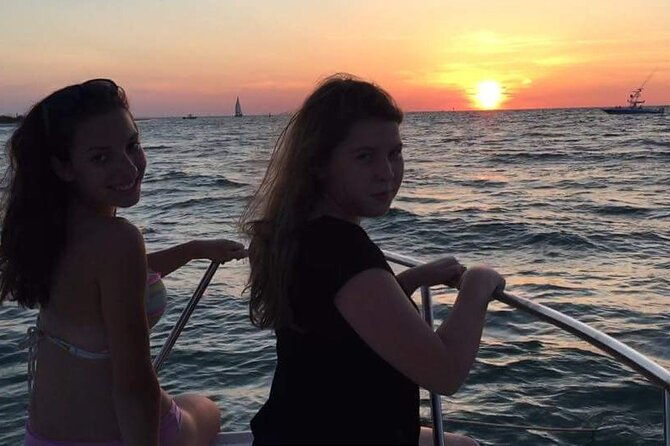 sunset-boat-tour-around-anna-maria-island