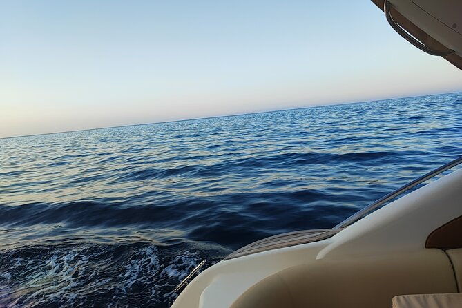 sunset-or-night-time-boat-in-palermo-all-inclusive