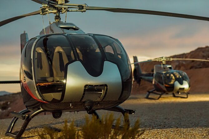 sunset-red-rock-canyon-helicopter-tour-and-champagne-toast