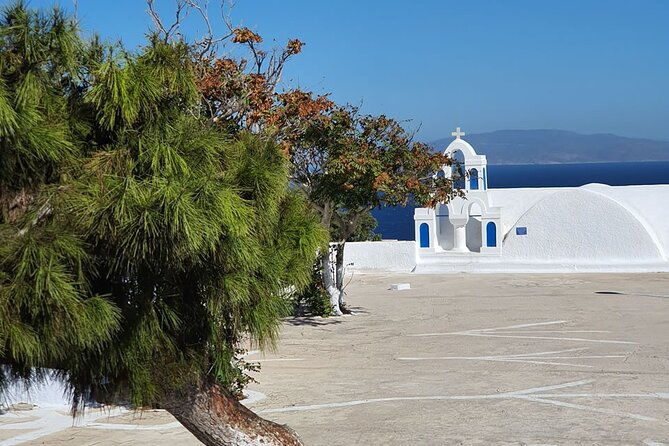 suv-private-shore-excursion-in-santorini