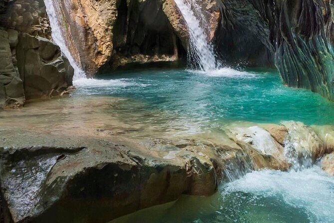 taino-bay-amber-cove-7-damajagua-waterfall-lunch-excursion