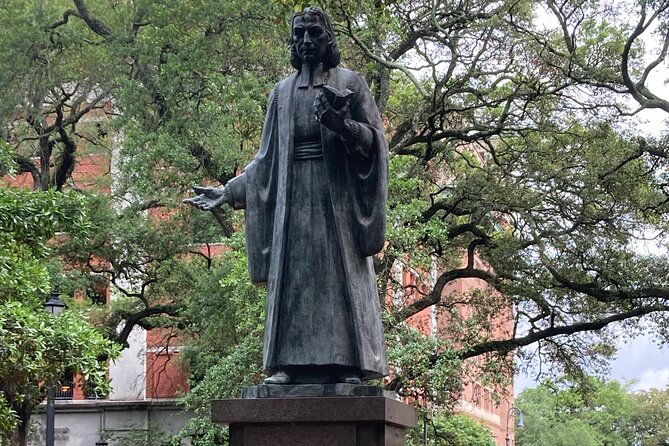 the-history-buff-savannah-walking-tour