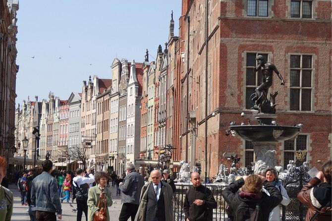 the-wealth-and-history-of-gdansk-at-your-fingertips
