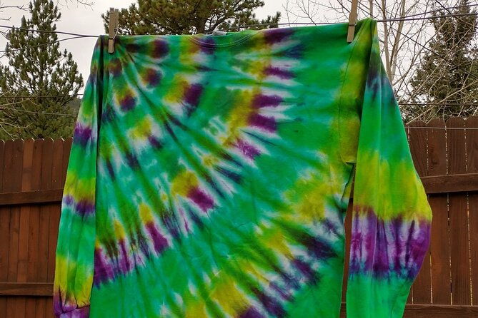 tie-dye-art-class-in-estes-park