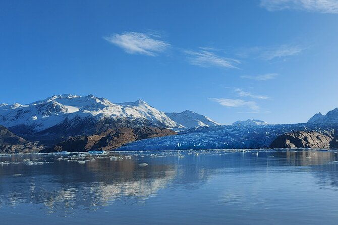 torres-del-paine-glacier-grey-private-navigation-tour