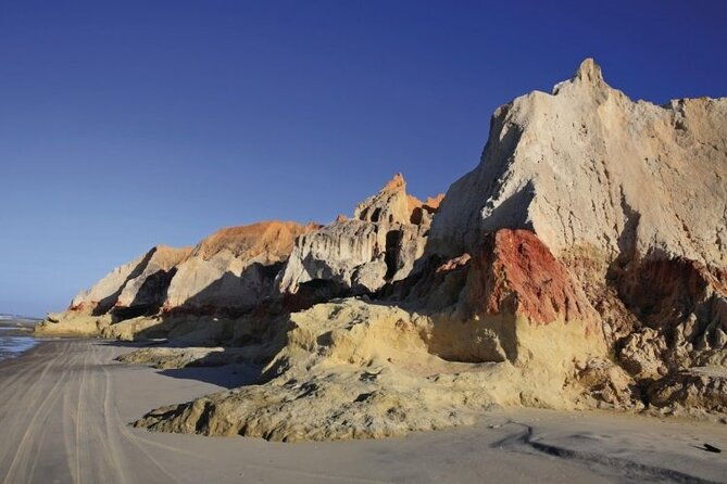 tour-3-beaches-in-1-day-quebrada-canoa-quebrada-las-fuentes-beach-morro-blanco