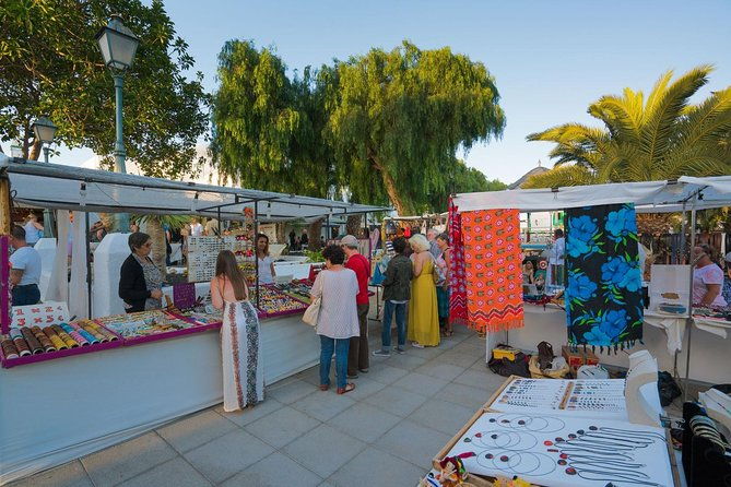 tour-teguise-market-cesar-manrique-foundation