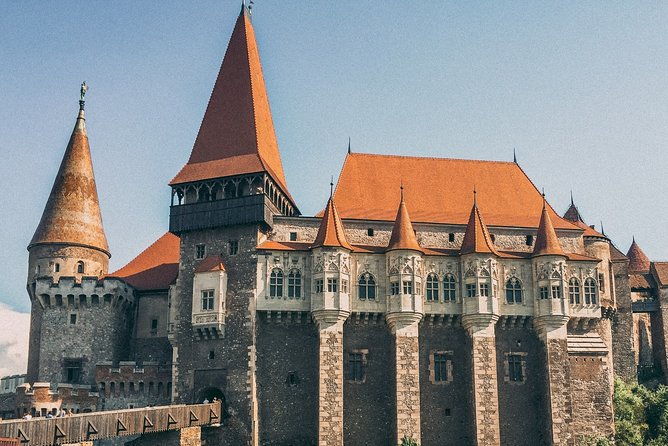 tour-to-corvin-castle-in-hunedoara-alba-iulia-2