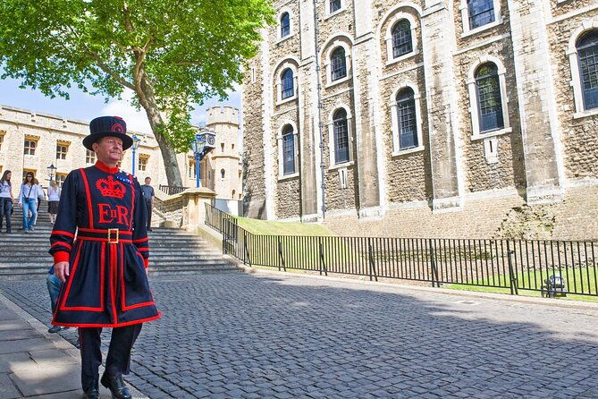 tower-of-london-fully-guided-private-tour