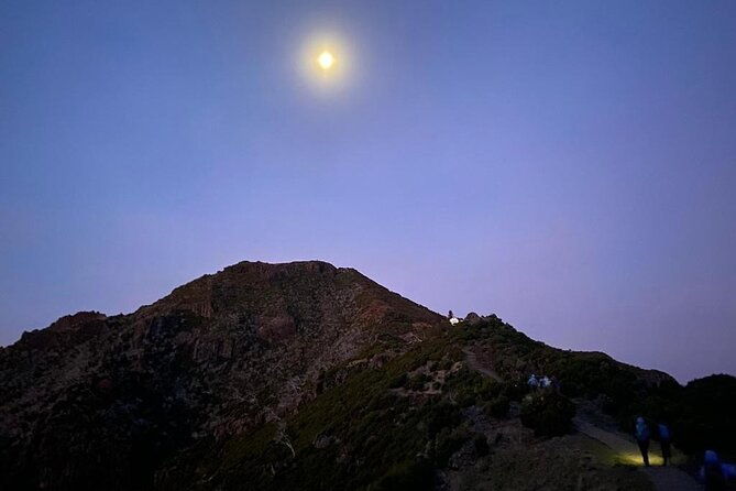 transfer-to-picos-da-madeira-pico-do-arieiro-and-pico-ruivo