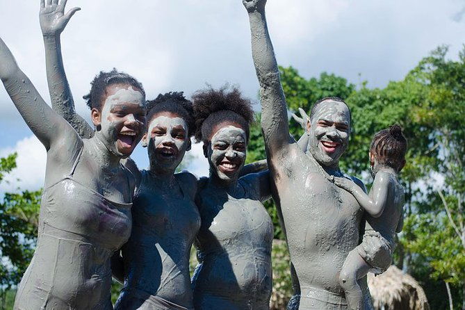 trinidad-mud-volcano-hike-and-food-experience
