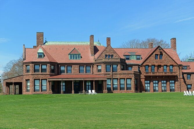 ultimate-newport-self-guided-bundle-tour-2